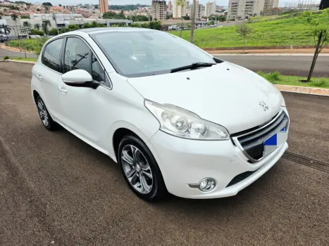 PEUGEOT 208 1.6 16V 4P FLEX GRIFFE, Foto 3