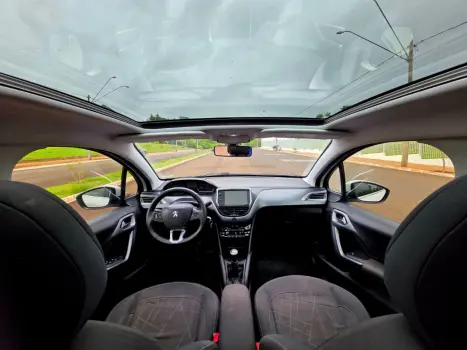 PEUGEOT 208 1.6 16V 4P FLEX GRIFFE, Foto 7