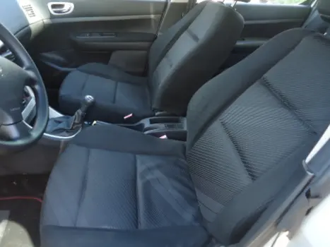 PEUGEOT 307 Hatch 1.6 16V 4P FLEX PRESENCE, Foto 3