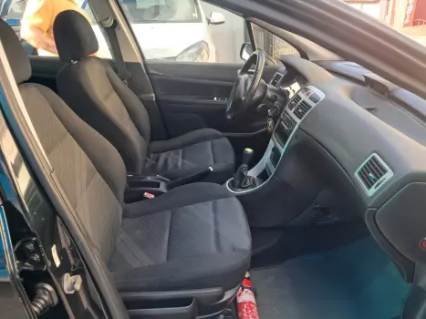 PEUGEOT 307 Hatch 1.6 16V 4P FLEX PRESENCE, Foto 9
