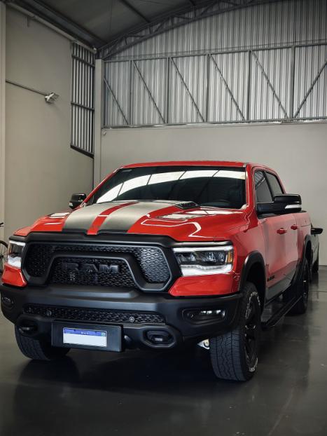 RAM 1500 5.7 V8 REBEL CABINE DUPLA 4X4 AUTOM�TICO, Foto 3