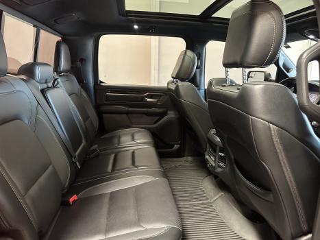RAM 1500 5.7 V8 REBEL CABINE DUPLA 4X4 AUTOM�TICO, Foto 23