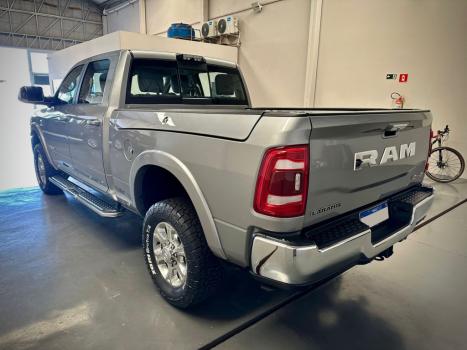 RAM 2500 6.7 I6 24V SLT CABINE DUPLA TURBO DIESEL LARAMIE 4X4 AUTOMTICO, Foto 10