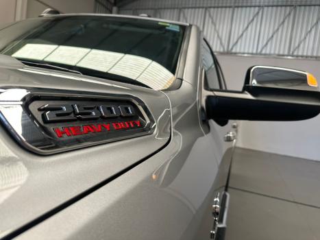 RAM 2500 6.7 I6 24V SLT CABINE DUPLA TURBO DIESEL LARAMIE 4X4 AUTOMTICO, Foto 18