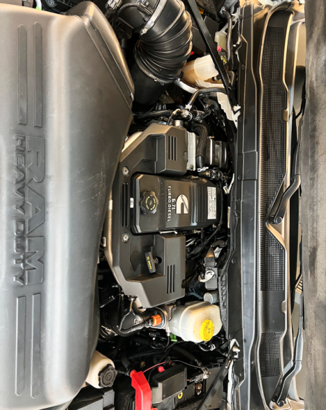 RAM 2500 6.7 I6 24V SLT CABINE DUPLA TURBO DIESEL LARAMIE 4X4 AUTOM�TICO, Foto 7