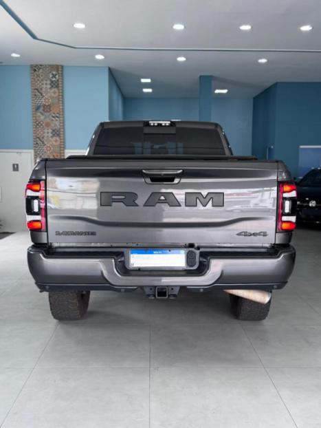 RAM 2500 6.7 I6 24V SLT CABINE DUPLA TURBO DIESEL NIGHT EDITION 4X4 AUTOM�TICO, Foto 7