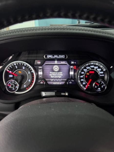 RAM 2500 6.7 I6 24V SLT CABINE DUPLA TURBO DIESEL NIGHT EDITION 4X4 AUTOM�TICO, Foto 13