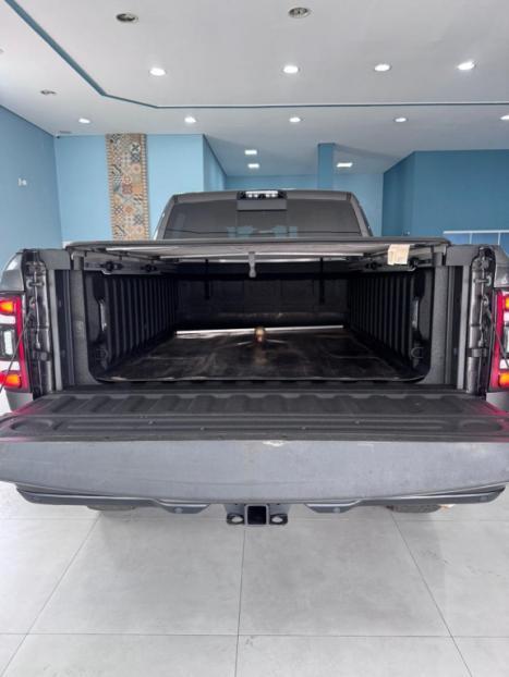 RAM 2500 6.7 I6 24V SLT CABINE DUPLA TURBO DIESEL NIGHT EDITION 4X4 AUTOM�TICO, Foto 19