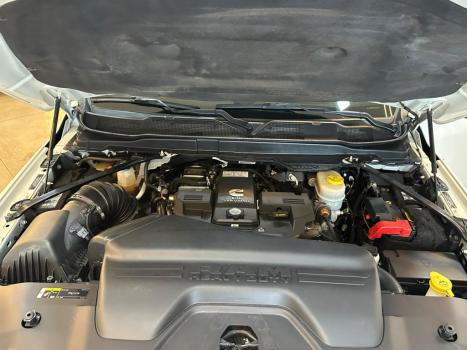 RAM 2500 6.7 I6 24V SLT CABINE DUPLA TURBO DIESEL LARAMIE 4X4 AUTOMÁTICO, Foto 12
