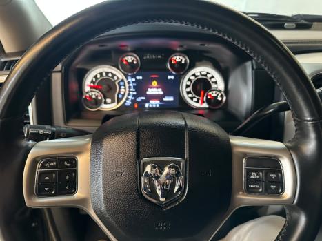 RAM 2500 6.7 I6 24V SLT CABINE DUPLA TURBO DIESEL LARAMIE 4X4 AUTOMÁTICO, Foto 6