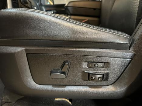 RAM 2500 6.7 I6 24V SLT CABINE DUPLA TURBO DIESEL LARAMIE 4X4 AUTOMÁTICO, Foto 8