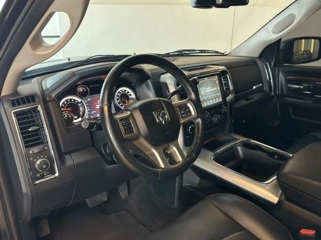 RAM 2500 6.7 I6 24V SLT CABINE DUPLA TURBO DIESEL LARAMIE 4X4 AUTOMÁTICO, Foto 10
