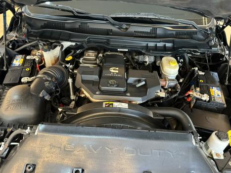 RAM 2500 6.7 I6 24V SLT CABINE DUPLA TURBO DIESEL LARAMIE 4X4 AUTOMÁTICO, Foto 14