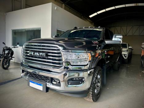 RAM 3500 6.7 I6 LIMITED LONG HORN CABINE DUPLA 4X4 TURBO DIESEL AUTOM�TICO, Foto 2