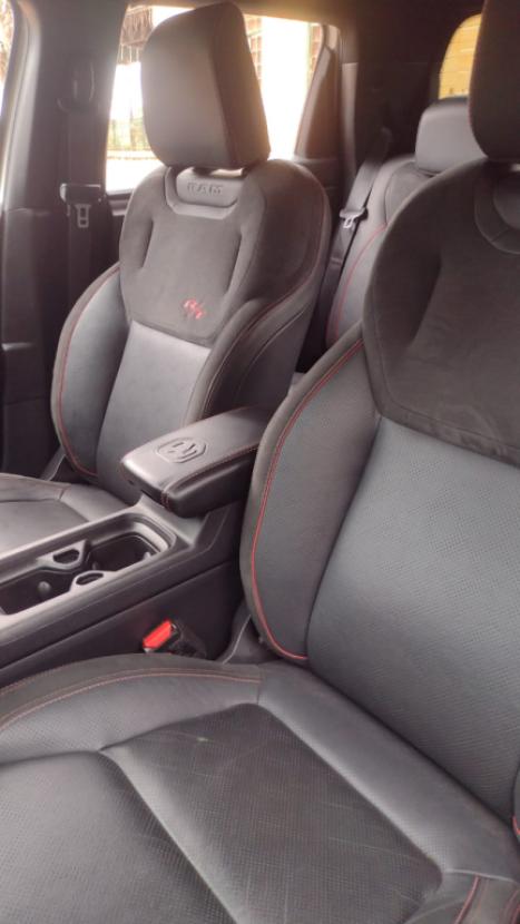 RAM Rampage 2.0 4P HURRICANE 4 TURBO R/T 4X4 AUTOM�TICO, Foto 9