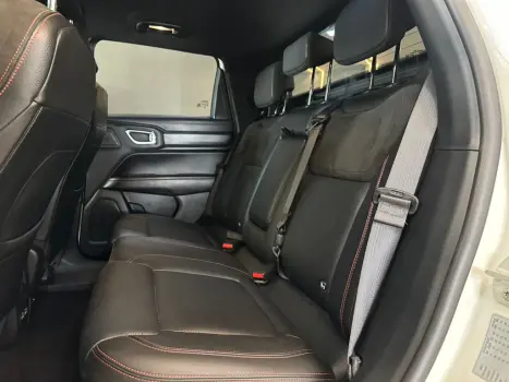 RAM Rampage 2.0 4P HURRICANE 4 TURBO R/T 4X4 AUTOM�TICO, Foto 16