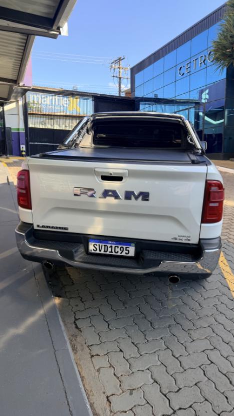 RAM Rampage 2.0 4P HURRICANE 4 TURBO LARAMIE 4X4 AUTOM�TICO, Foto 3