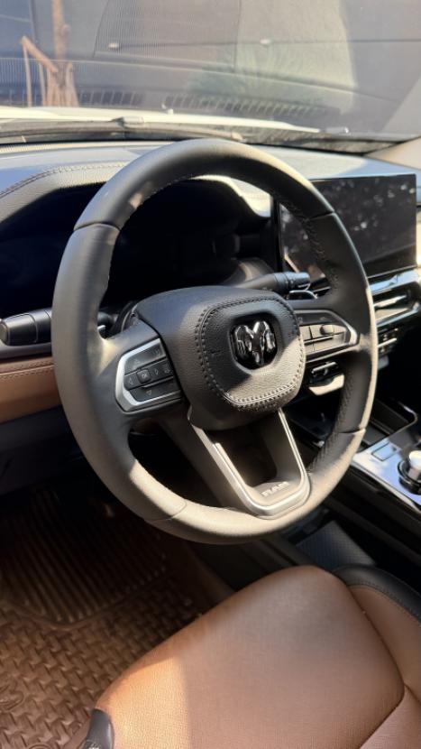 RAM Rampage 2.0 4P HURRICANE 4 TURBO LARAMIE 4X4 AUTOM�TICO, Foto 4