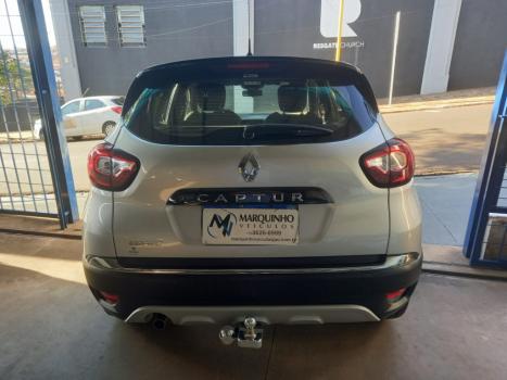 RENAULT Captur 1.6 16V 4P FLEX SCE LIFE X-TRONIC CVT, Foto 4