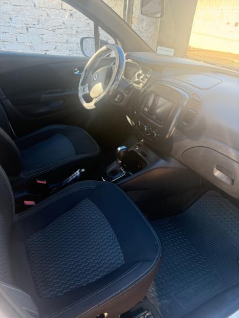 RENAULT Captur 1.6 16V 4P FLEX SCE LIFE X-TRONIC CVT, Foto 6