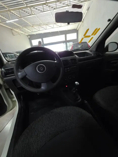 RENAULT Clio Hatch 1.0 16V 4P EXPRESSION, Foto 3