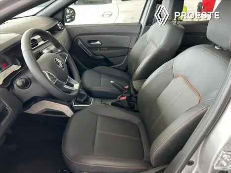 RENAULT Duster 1.3 16V 4P ICONIC TURBO TCe AUTOM�TICO CVT, Foto 6