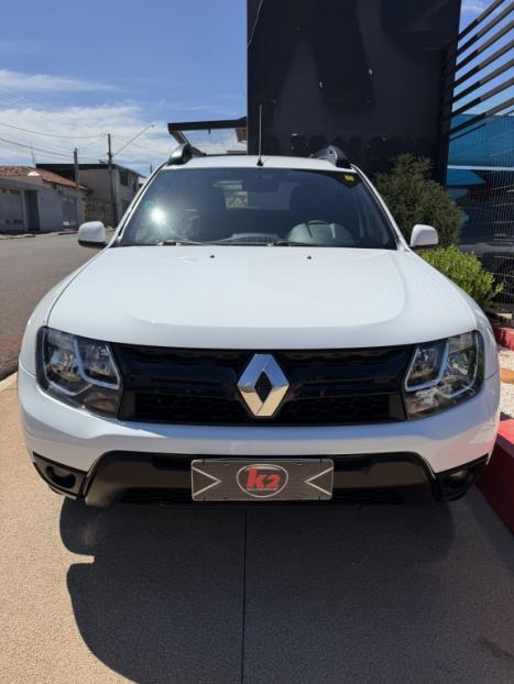 RENAULT Duster 1.6 16V 4P FLEX SCE AUTHENTIQUE X-TRONIC AUTOM�TICO, Foto 2