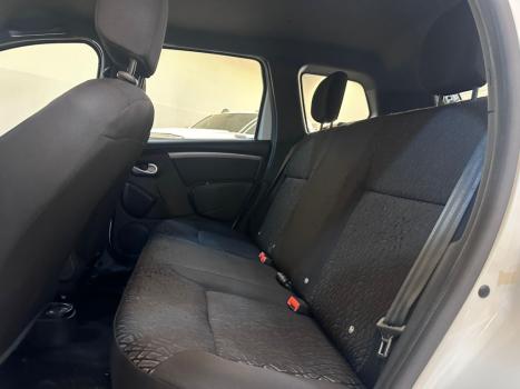 RENAULT Duster 1.6 16V 4P FLEX SCE AUTHENTIQUE X-TRONIC AUTOM�TICO, Foto 9