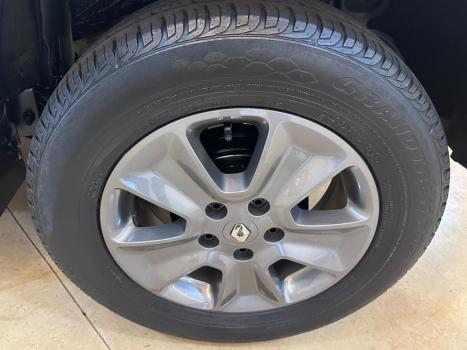RENAULT Duster 1.6 16V 4P FLEX SCE AUTHENTIQUE X-TRONIC AUTOM�TICO, Foto 10