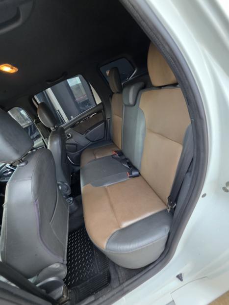 RENAULT Duster 2.0 16V 4P FLEX DAKAR, Foto 2