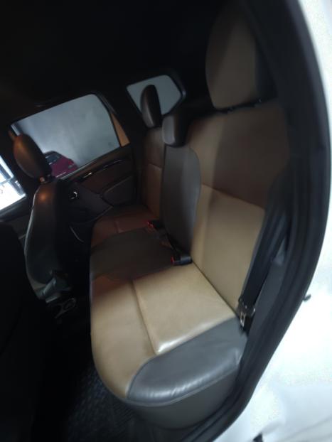 RENAULT Duster 2.0 16V 4P FLEX DAKAR, Foto 2