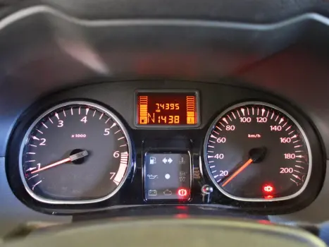 RENAULT Duster 2.0 16V 4P FLEX DYNAMIQUE AUTOM�TICO, Foto 7