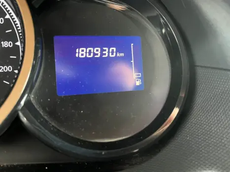 RENAULT Duster 2.0 16V 4P FLEX DYNAMIQUE AUTOM�TICO, Foto 16