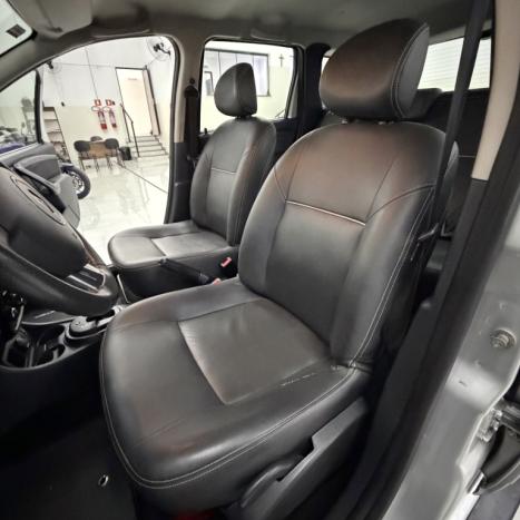RENAULT Duster 2.0 16V 4P FLEX DYNAMIQUE AUTOM�TICO, Foto 9