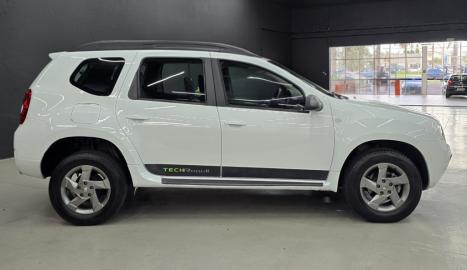 RENAULT Duster 2.0 16V 4P FLEX TECH ROAD II AUTOM�TICO, Foto 2