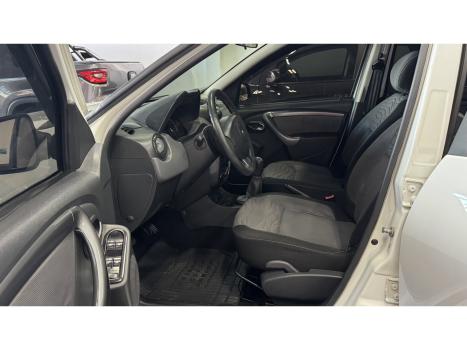 RENAULT Duster 2.0 16V 4P FLEX TECH ROAD AUTOM�TICO, Foto 7