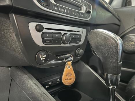 RENAULT Fluence 2.0 16V 4P FLEX DYNAMIQUE PLUS AUTOM�TICO, Foto 8