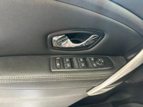 RENAULT Fluence 2.0 16V 4P FLEX DYNAMIQUE PLUS AUTOM�TICO, Foto 9