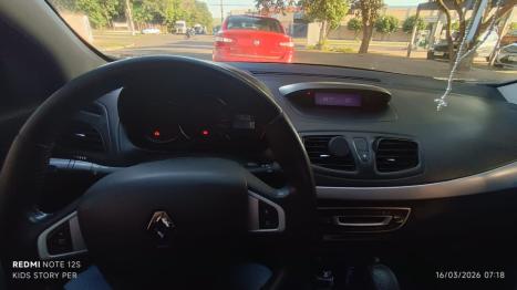RENAULT Fluence 2.0 16V 4P FLEX DYNAMIQUE AUTOM�TICO, Foto 5