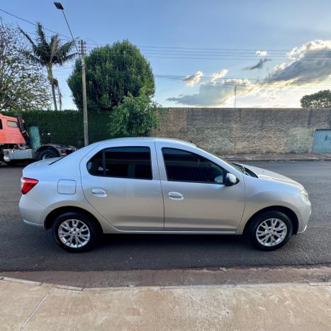 RENAULT Logan 1.0 12V 4P FLEX SCE ZEN, Foto 5