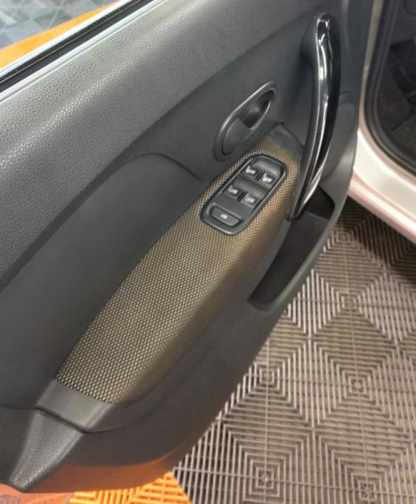 RENAULT Logan 1.0 12V 4P FLEX SCE ZEN, Foto 9