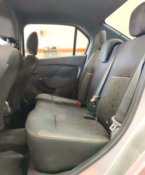 RENAULT Logan 1.0 12V 4P FLEX SCE ZEN, Foto 11