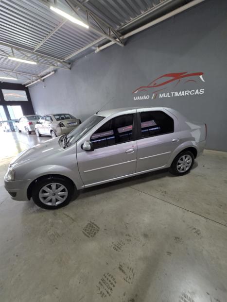 RENAULT Logan 1.6 16V 4P FLEX EXPRESSION AUTOM�TICO, Foto 4