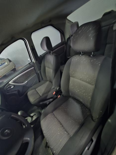 RENAULT Logan 1.6 16V 4P FLEX EXPRESSION AUTOM�TICO, Foto 6