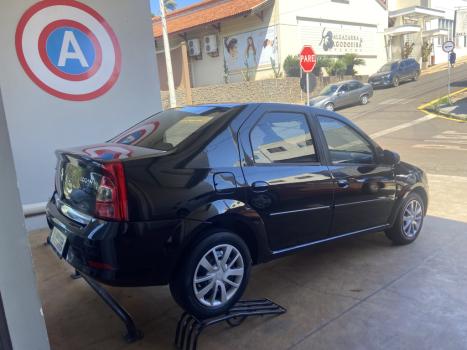 RENAULT Logan 1.6 4P  EXPRESSION, Foto 3