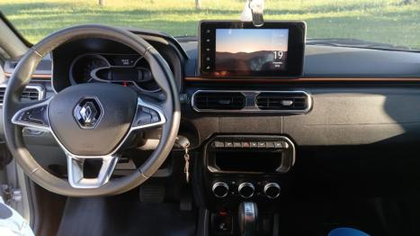 RENAULT Oroch 1.3 16V 4P OUTSIDER TURBO TCe AUTOM�TICO CVT, Foto 2