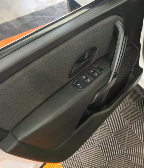 RENAULT Oroch 1.6 16V 4P FLEX INTENSE, Foto 8