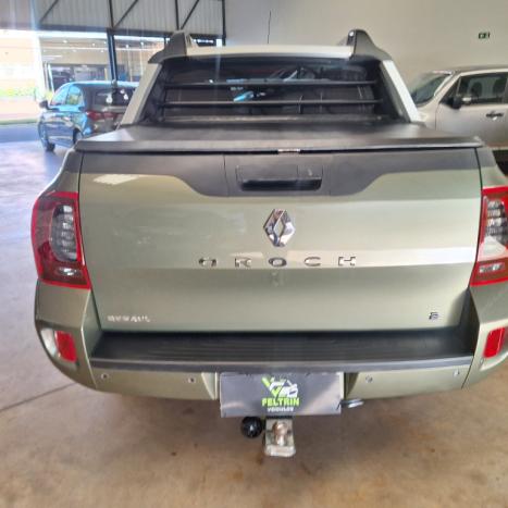 RENAULT Oroch 2.0 16V 4P FLEX DYNAMIQUE AUTOM�TICO, Foto 2