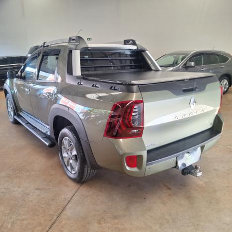 RENAULT Oroch 2.0 16V 4P FLEX DYNAMIQUE AUTOM�TICO, Foto 8