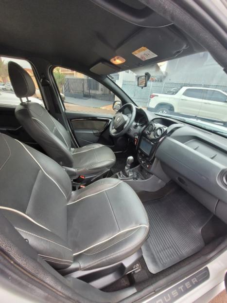 RENAULT Oroch 2.0 16V 4P FLEX DYNAMIQUE AUTOM�TICO, Foto 4